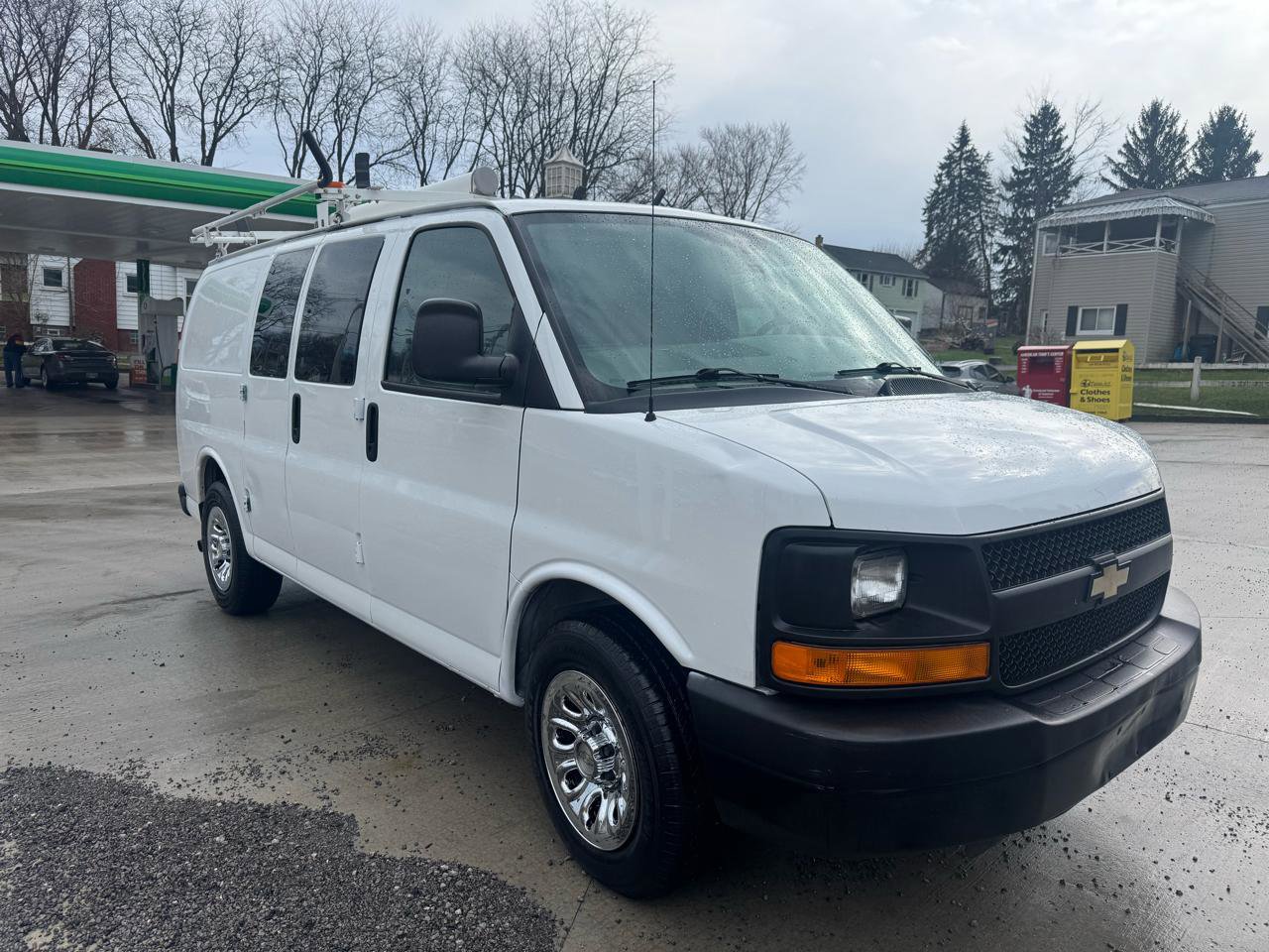 Used 2013 Chevrolet Express 1500 image 6