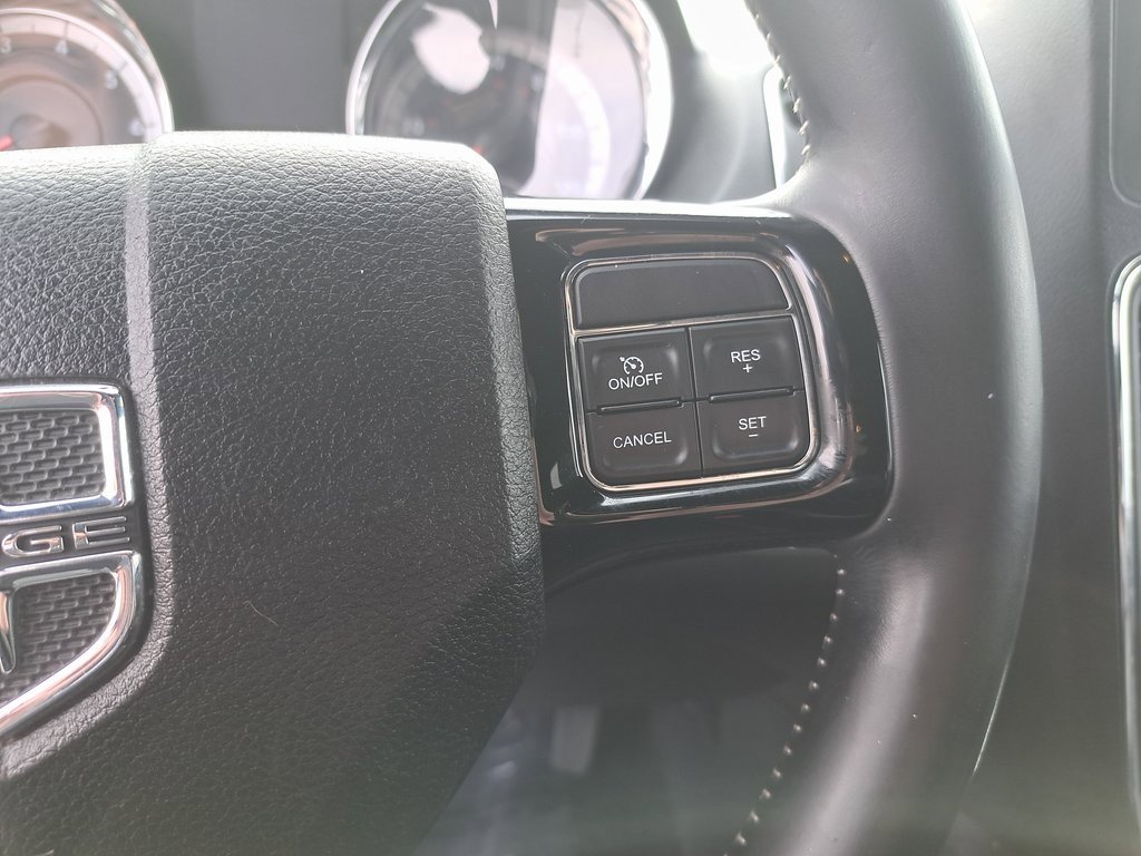 Used 2019 Dodge Grand Caravan SE image 19