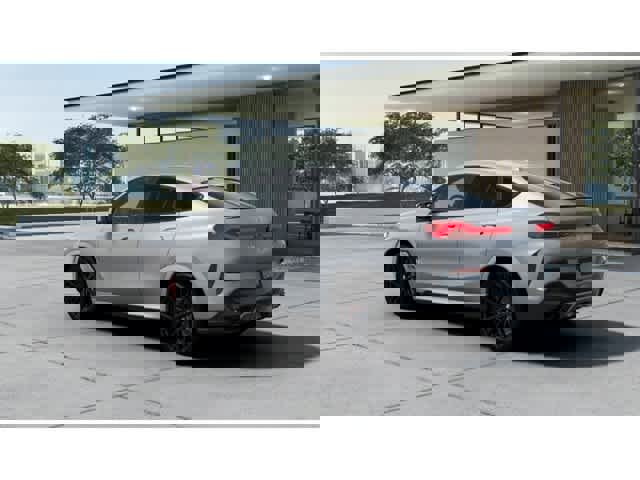 New 2026 BMW X6 M60i image 2