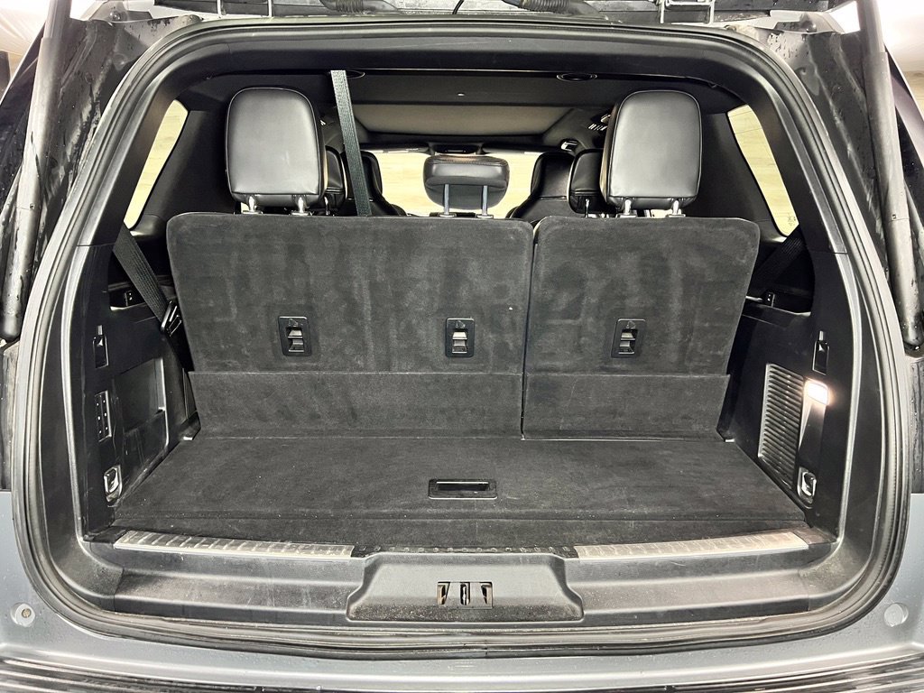 Used 2021 Lincoln Navigator Reserve AWD/4WD image 21