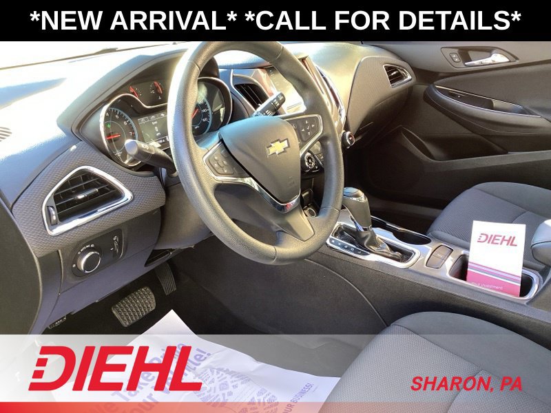 Used 2018 Chevrolet Cruze LT w/ Convenience Package FWD image 22