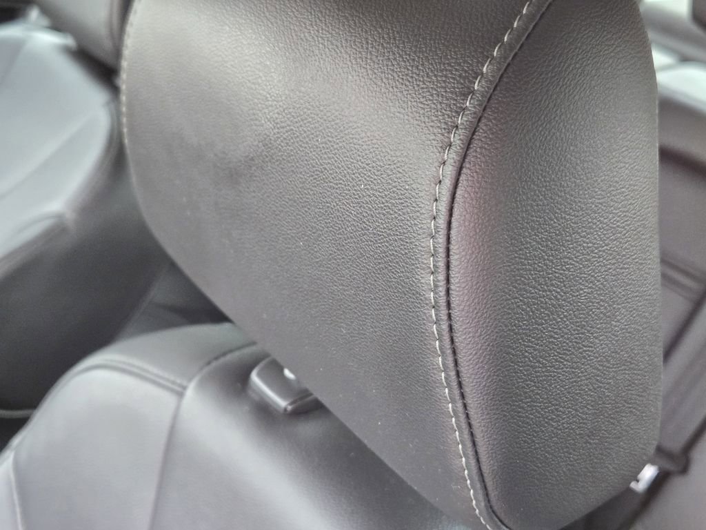 Used 2015 Ford Focus SE w/ Equipment Group 201A image 17