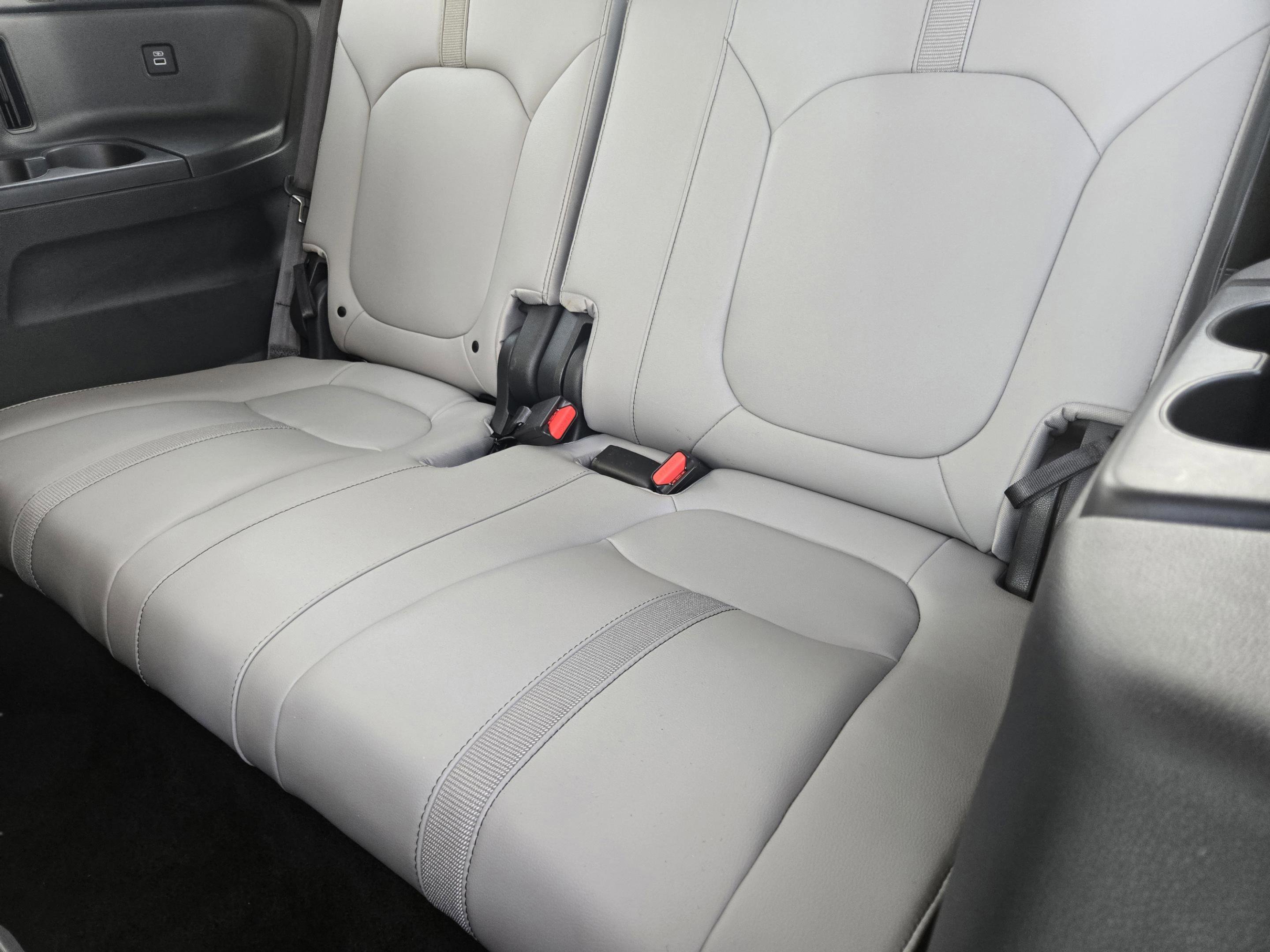 Used 2023 Honda Pilot EX-L image 25