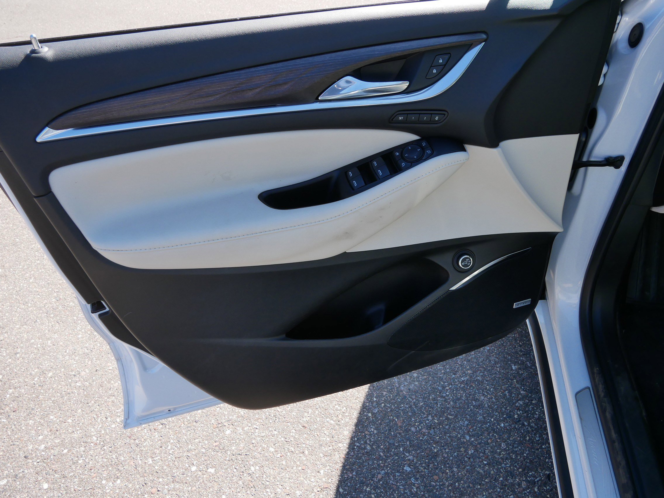 Certified 2023 Buick Enclave Avenir w/ Trailering Package, 5000 lbs. image 22