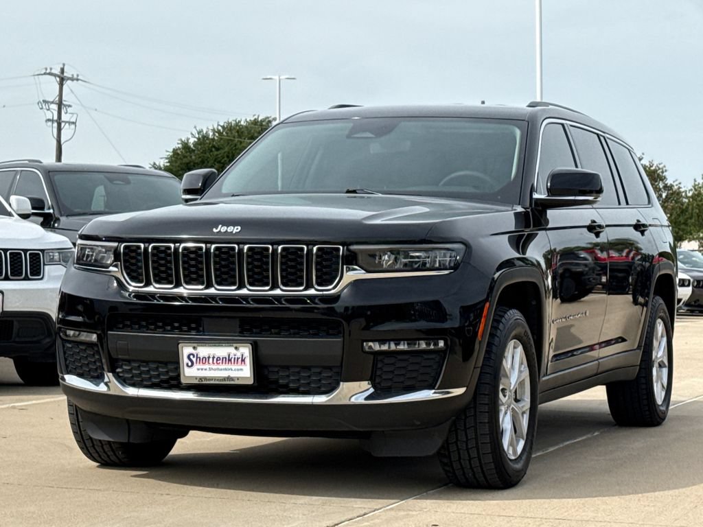 Used 2023 Jeep Grand Cherokee L Limited AWD/4WD image 3