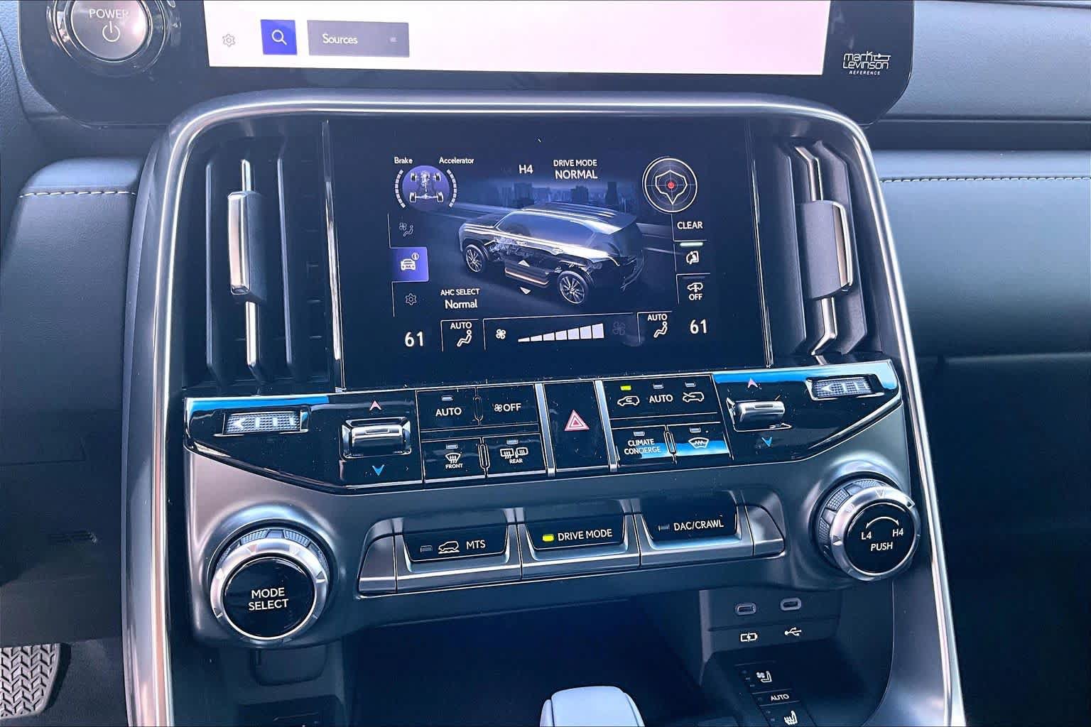 New 2026 Lexus LX 700h Luxury w/ Appearance Package AWD/4WD image 13