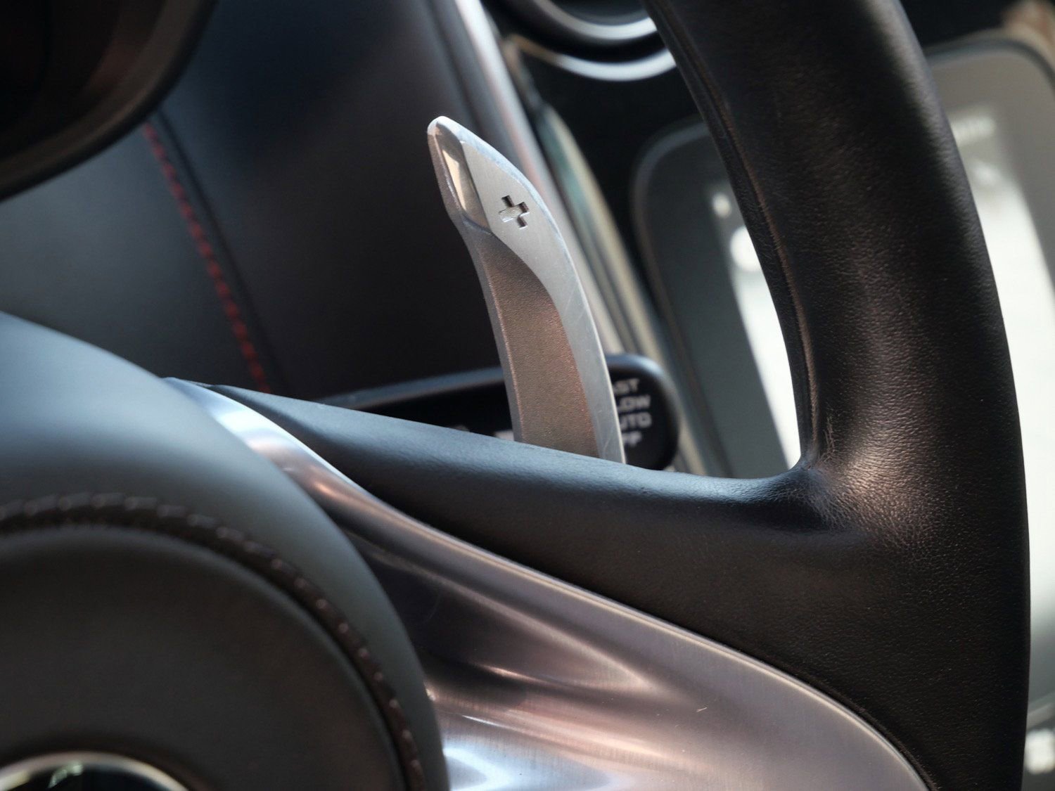 Used 2023 McLaren GT image 12