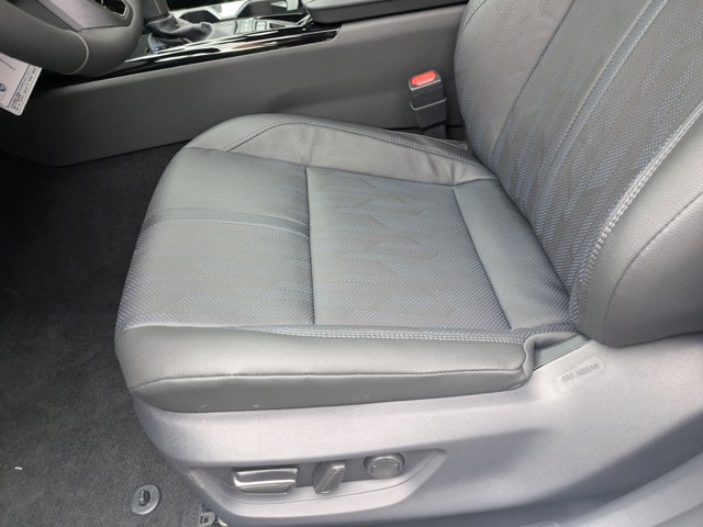 New 2026 Toyota Camry Hybrid AWD/4WD image 16