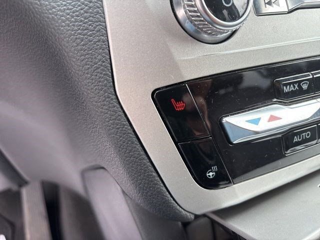 Used 2022 Ford Explorer XLT w/ Equipment Group 202A image 26