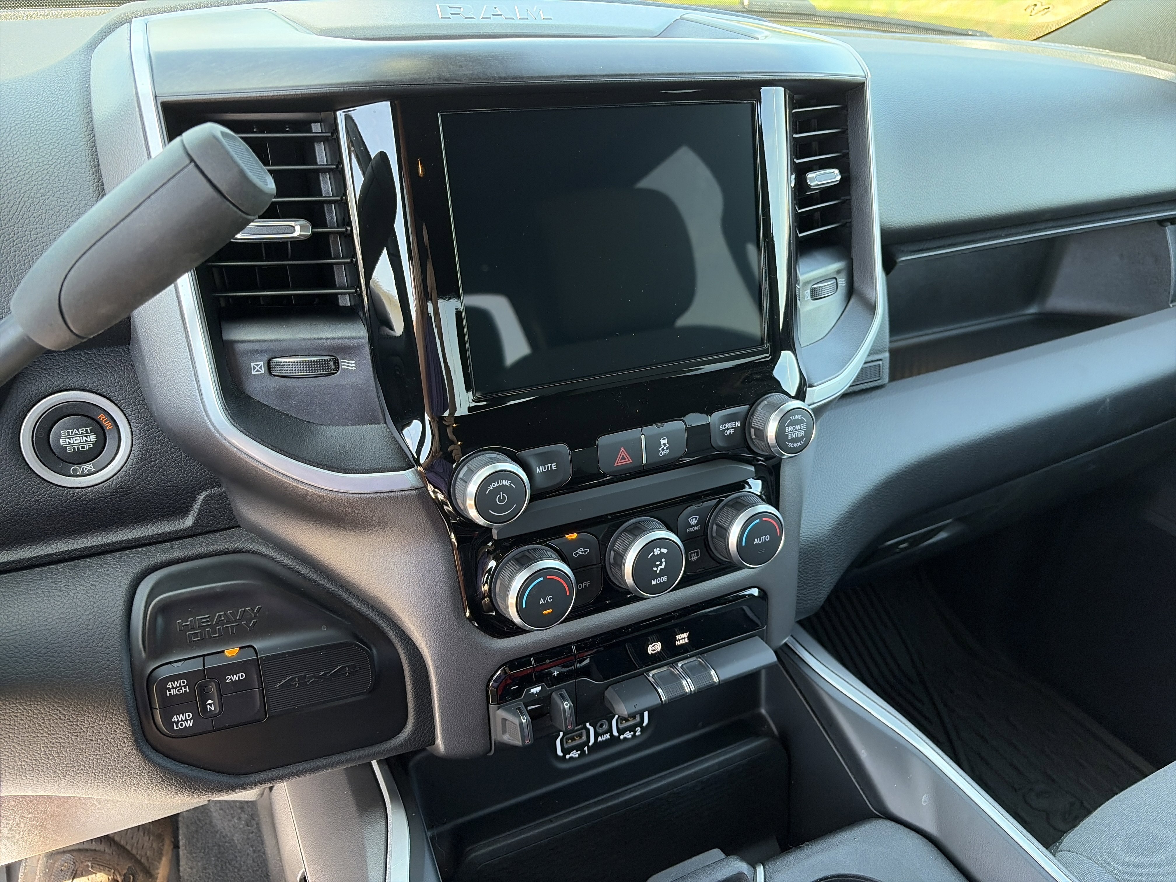 Used 2023 RAM 2500 Big Horn w/ Level 1 Equipment Group image 24