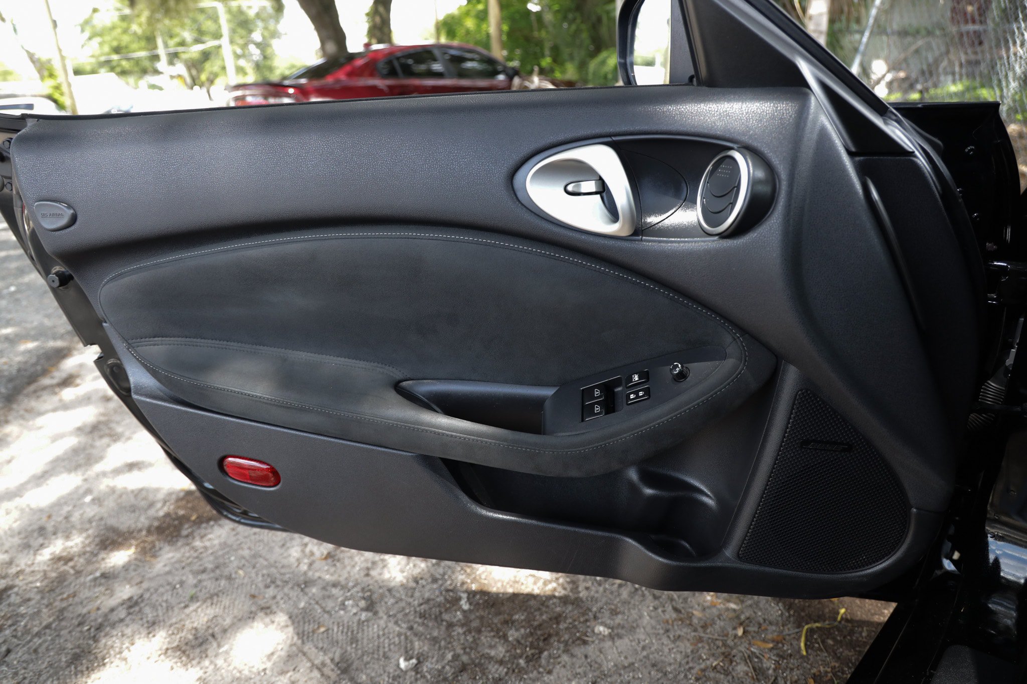 Used 2019 Nissan 370Z Touring RWD image 43
