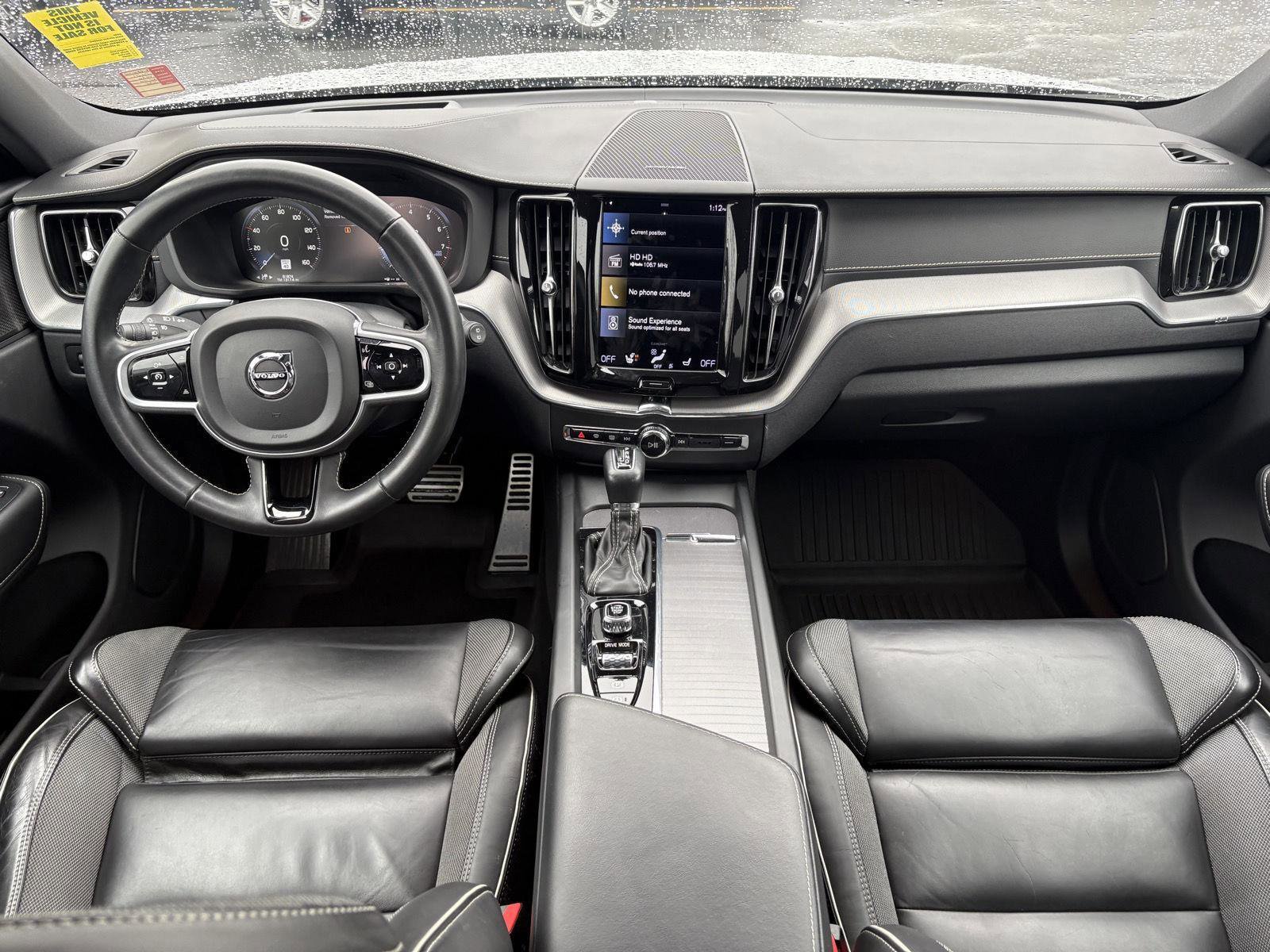 Used 2021 Volvo XC60 T5 R-Design w/ Advanced Package image 14