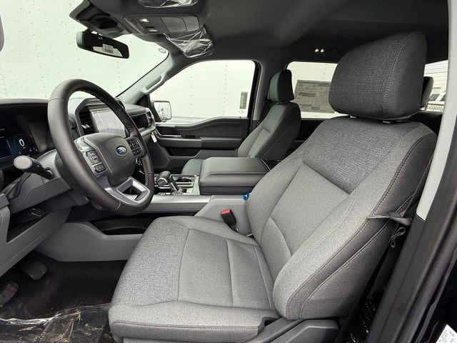 New 2025 Ford F150 Lightning XLT image 10