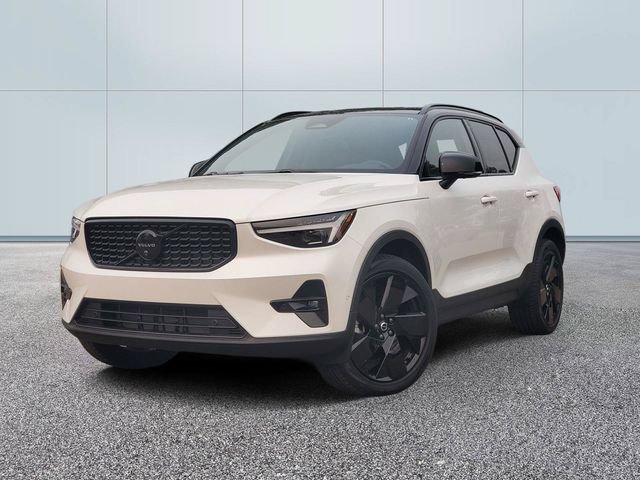 Certified 2026 Volvo XC40 B5 Ultra w/ Climate Package