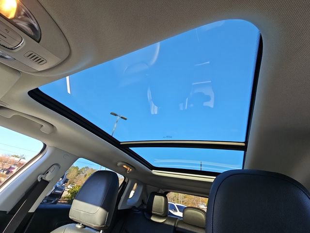 Used 2020 Jeep Compass Limited w/ Safety & Security Group image 16