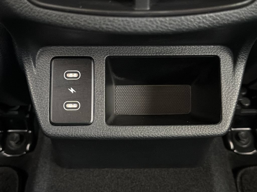 Used 2024 Kia Seltos EX FWD image 32