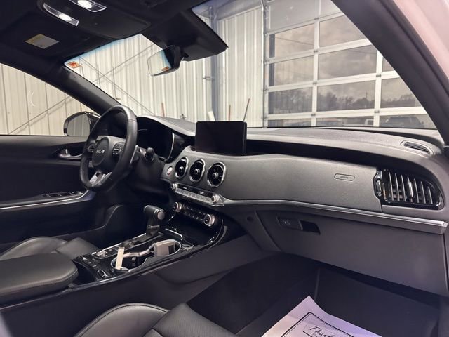 Used 2022 Kia Stinger GT-Line image 26