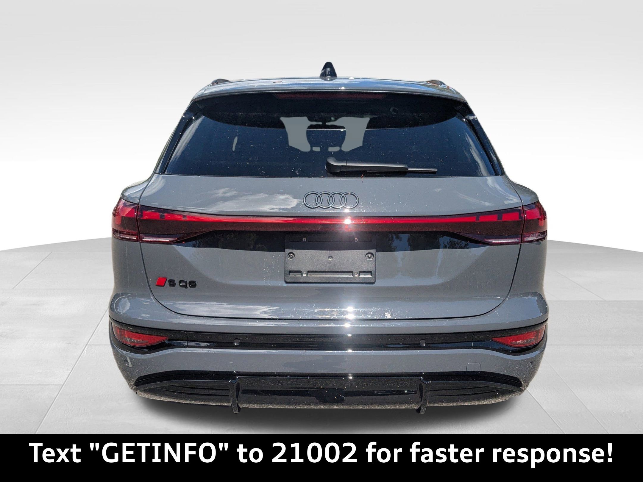 New 2025 Audi SQ6 e-tron Premium Plus image 3