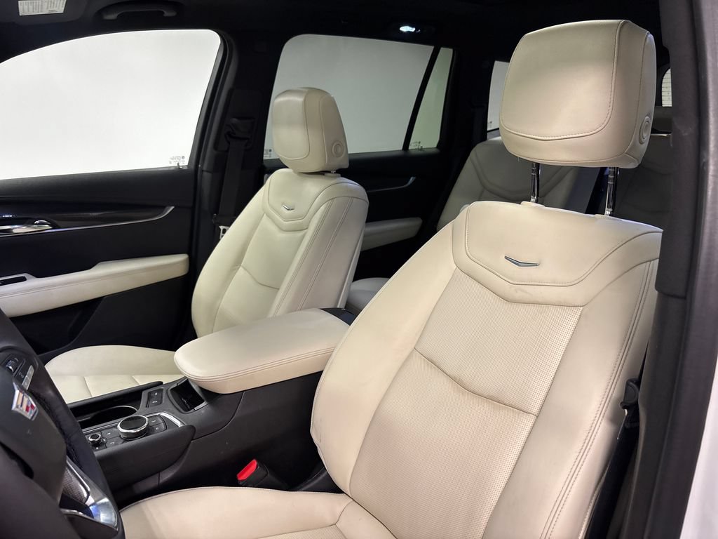 Used 2020 Cadillac XT6 Sport AWD/4WD image 27