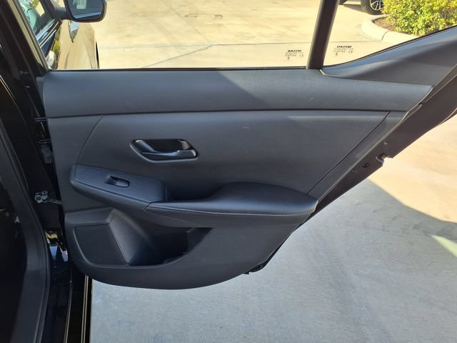 Used 2025 Nissan Sentra SV FWD image 19