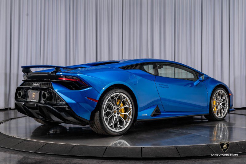 Used 2023 Lamborghini Huracan Tecnica image 20