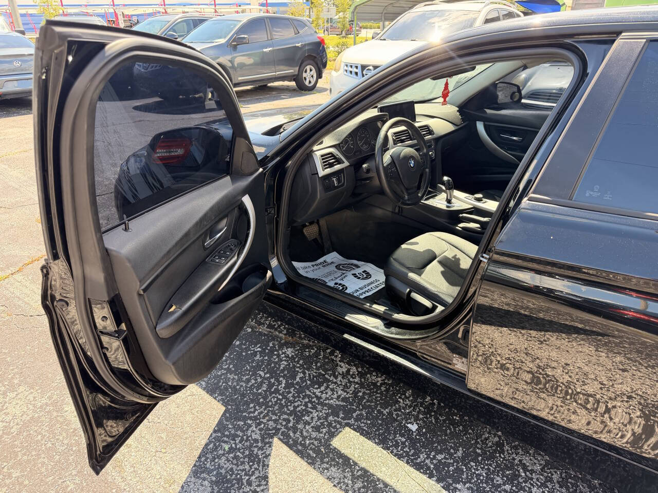 Used 2016 BMW 320i Sedan RWD image 9