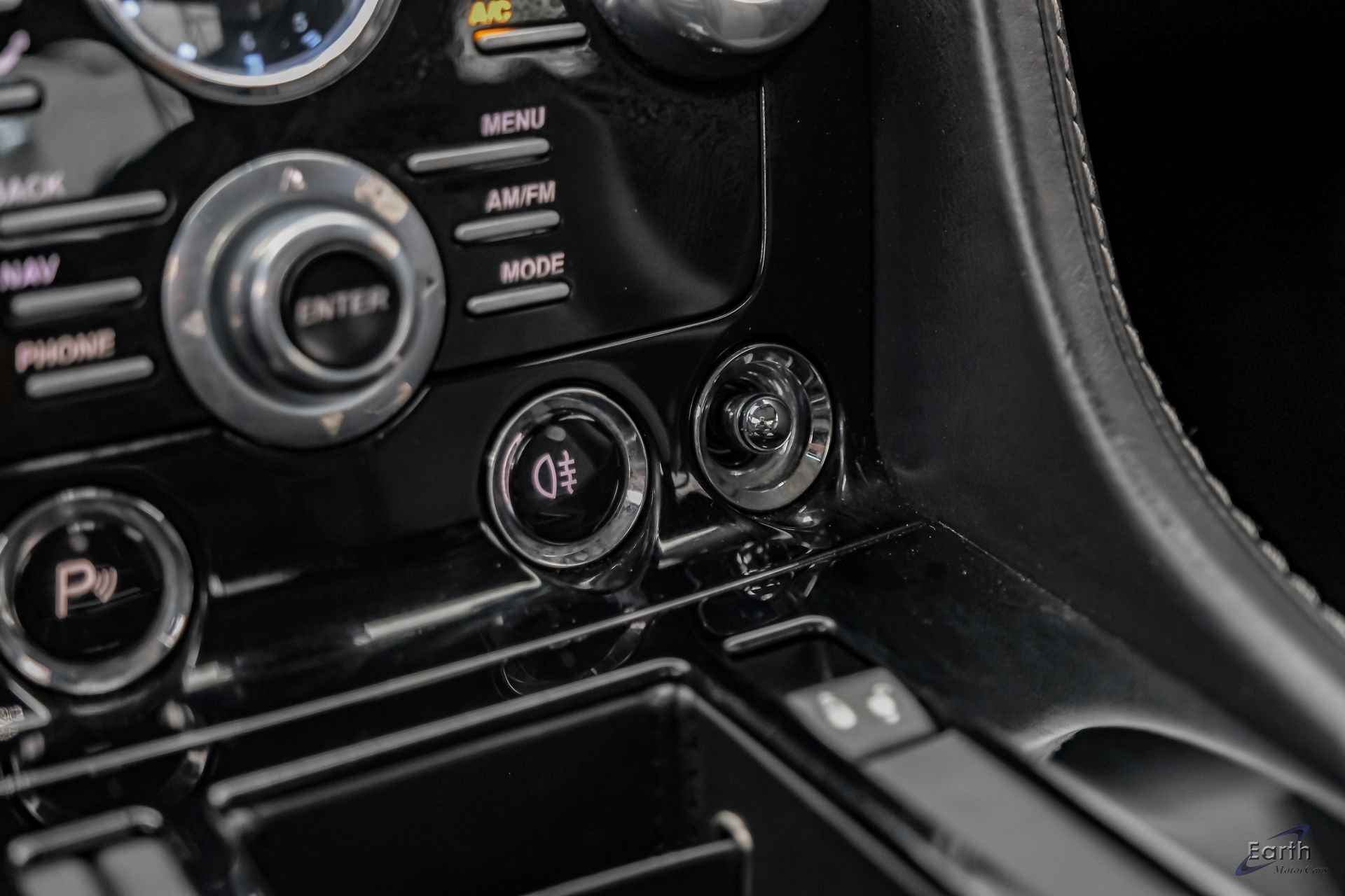 Used 2014 Aston Martin V8 Vantage S RWD image 68