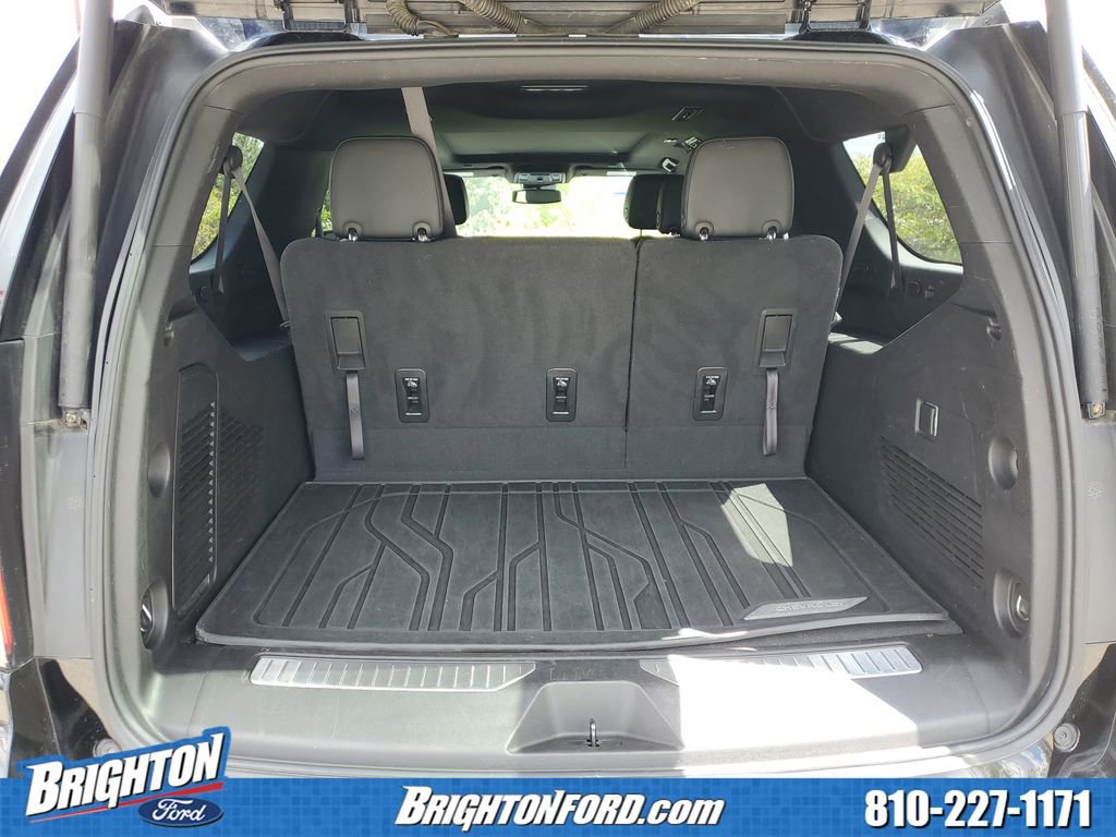 Used 2023 Chevrolet Suburban Z71 AWD/4WD image 6