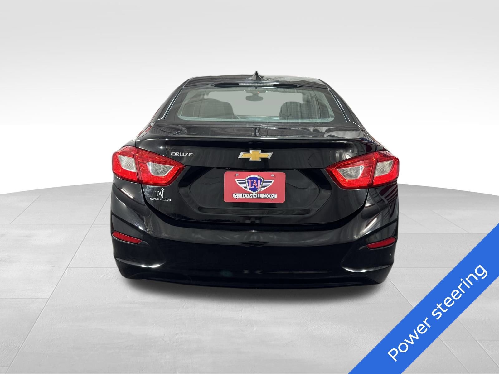 Used 2017 Chevrolet Cruze LS image 5