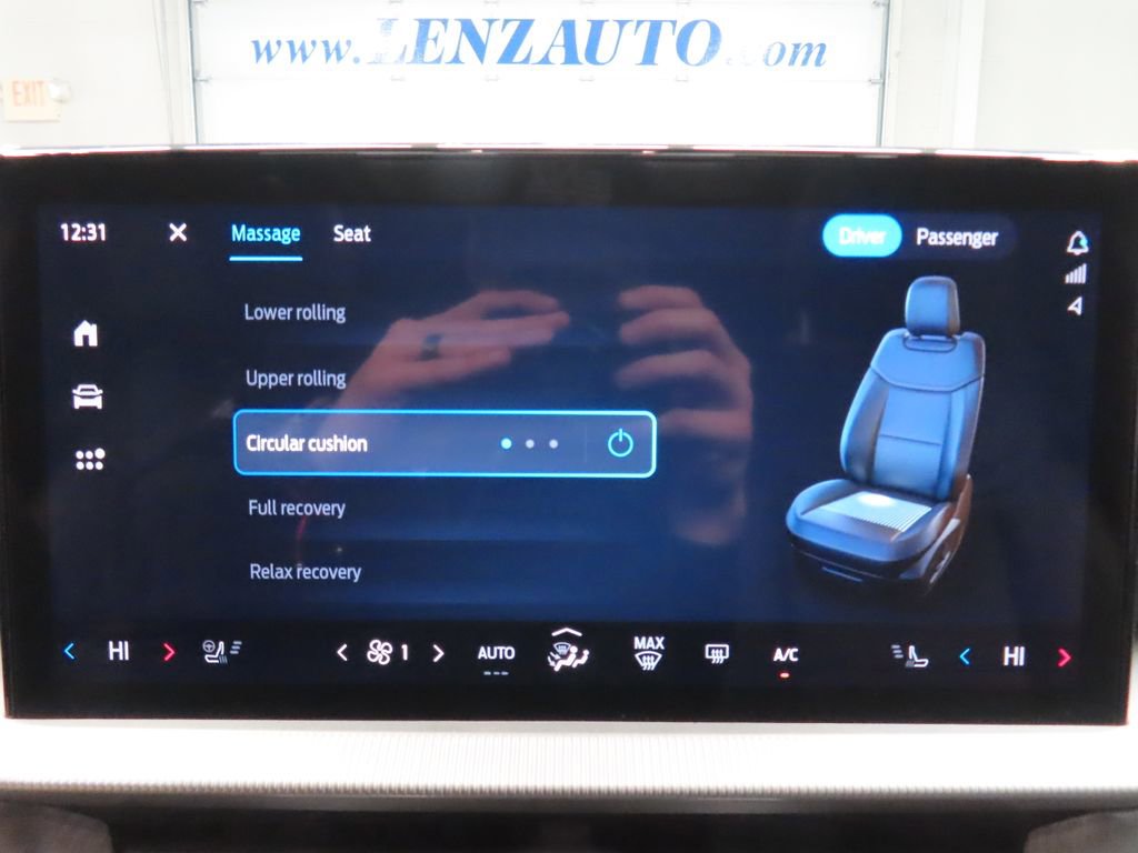 Used 2025 Ford Explorer Platinum w/ Ultimate Package image 25