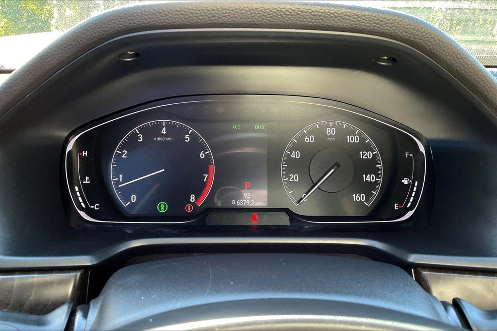 Used 2018 Honda Accord Touring image 16