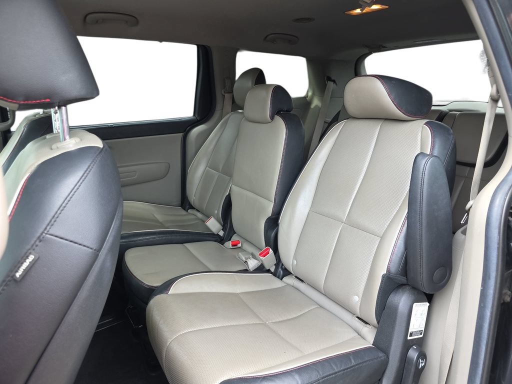 Used 2020 Kia Sedona EX FWD image 14