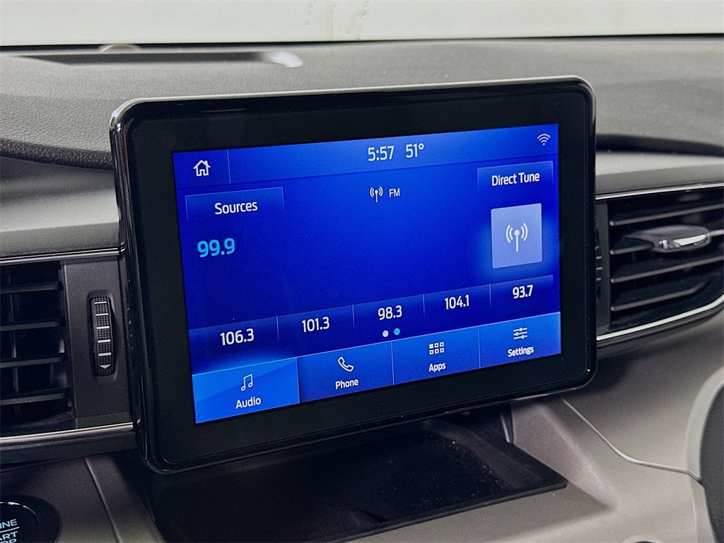 Used 2020 Ford Explorer XLT w/ Equipment Group 202A image 29