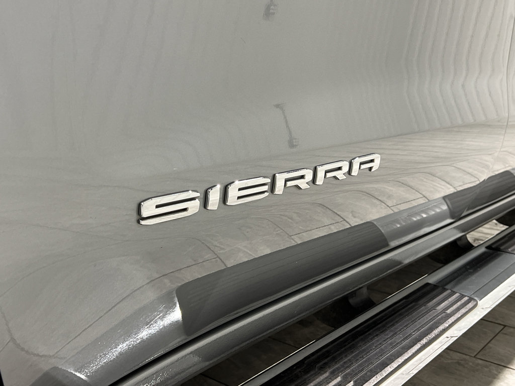 Used 2023 GMC Sierra 1500 SLT image 32