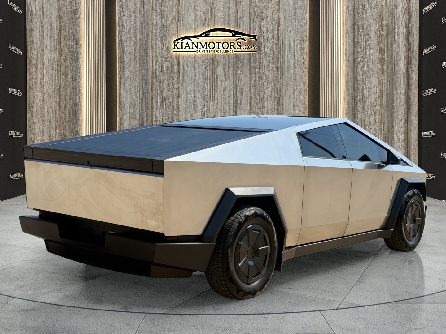Used 2026 Tesla Cybertruck Cyberbeast AWD/4WD image 7