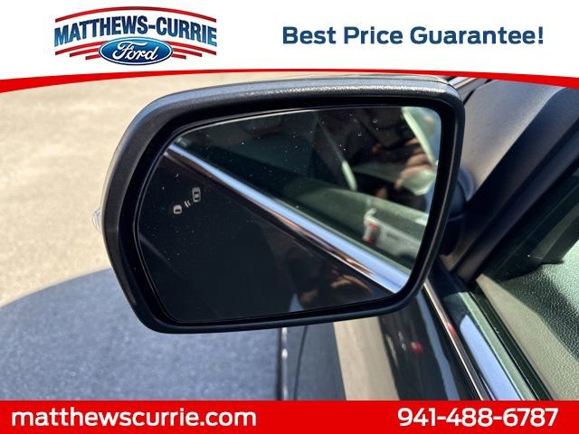 Certified 2024 Ford Edge Titanium AWD/4WD image 8