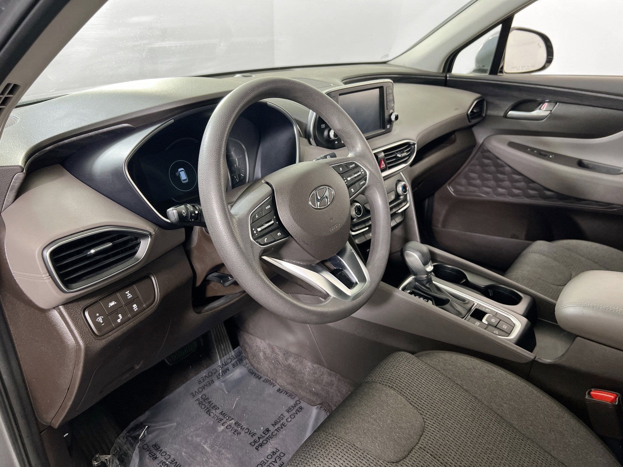Used 2019 Hyundai Santa Fe SEL image 9