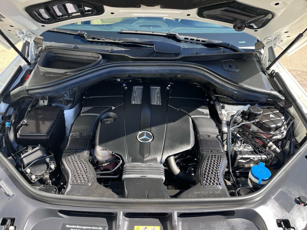 Used 2018 Mercedes-Benz GLE 550e 4MATIC image 29