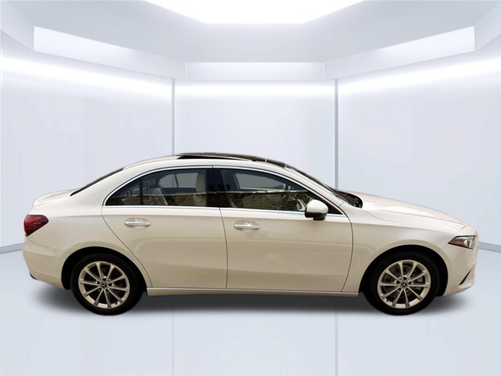 Used 2020 Mercedes-Benz A 220 4MATIC image 4