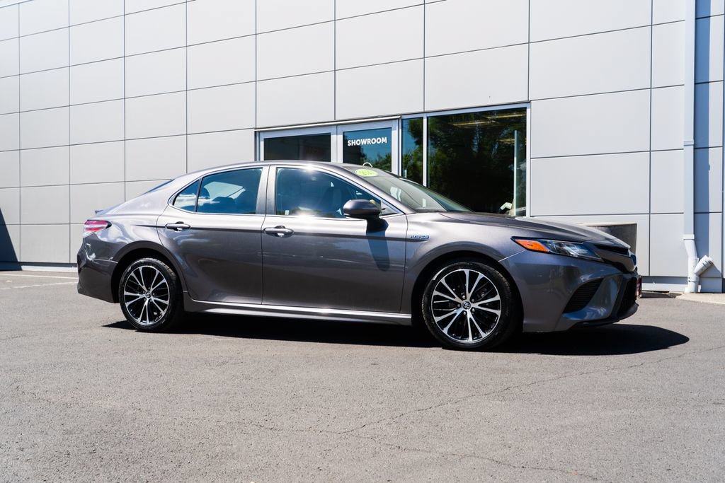 Used 2020 Toyota Camry SE FWD image 29