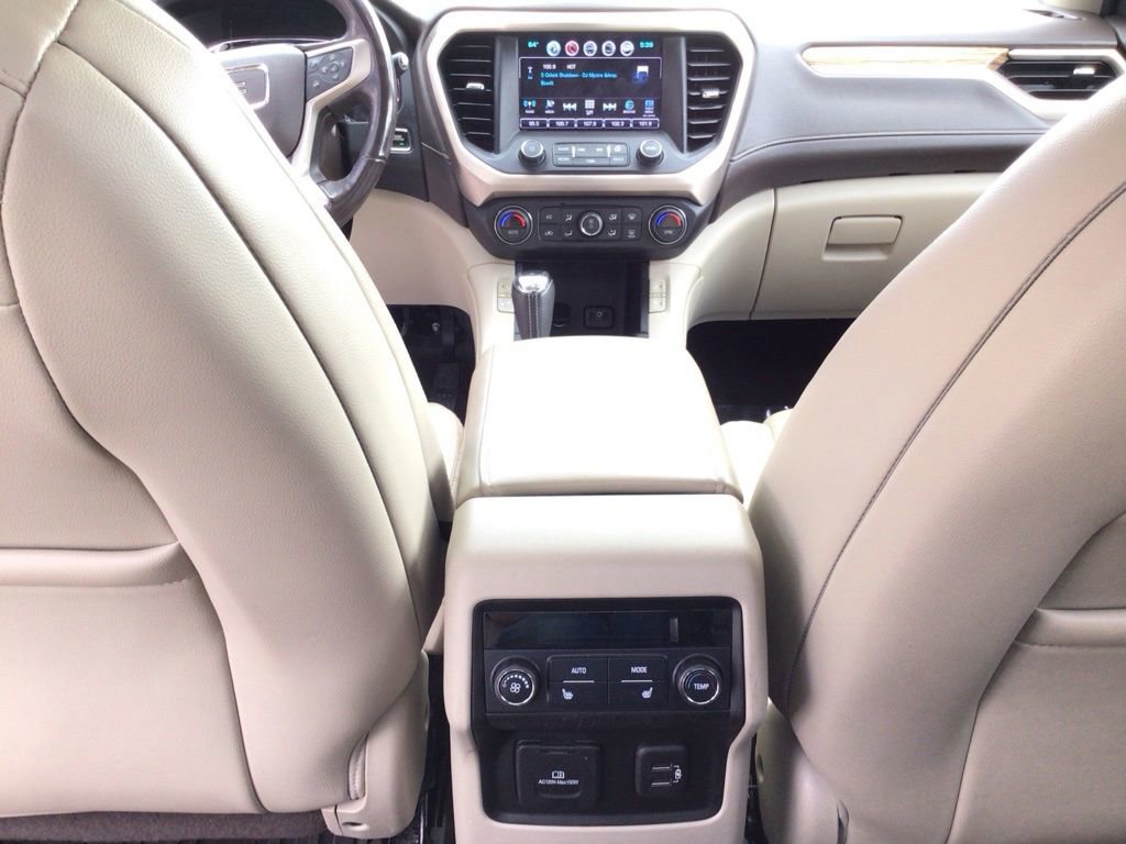 Used 2019 GMC Acadia Denali w/ Technology Package AWD/4WD image 18