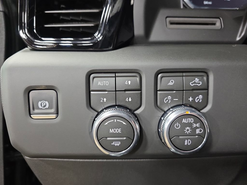 New 2026 GMC Sierra 1500 AT4 w/ AT4 Preferred Package image 28