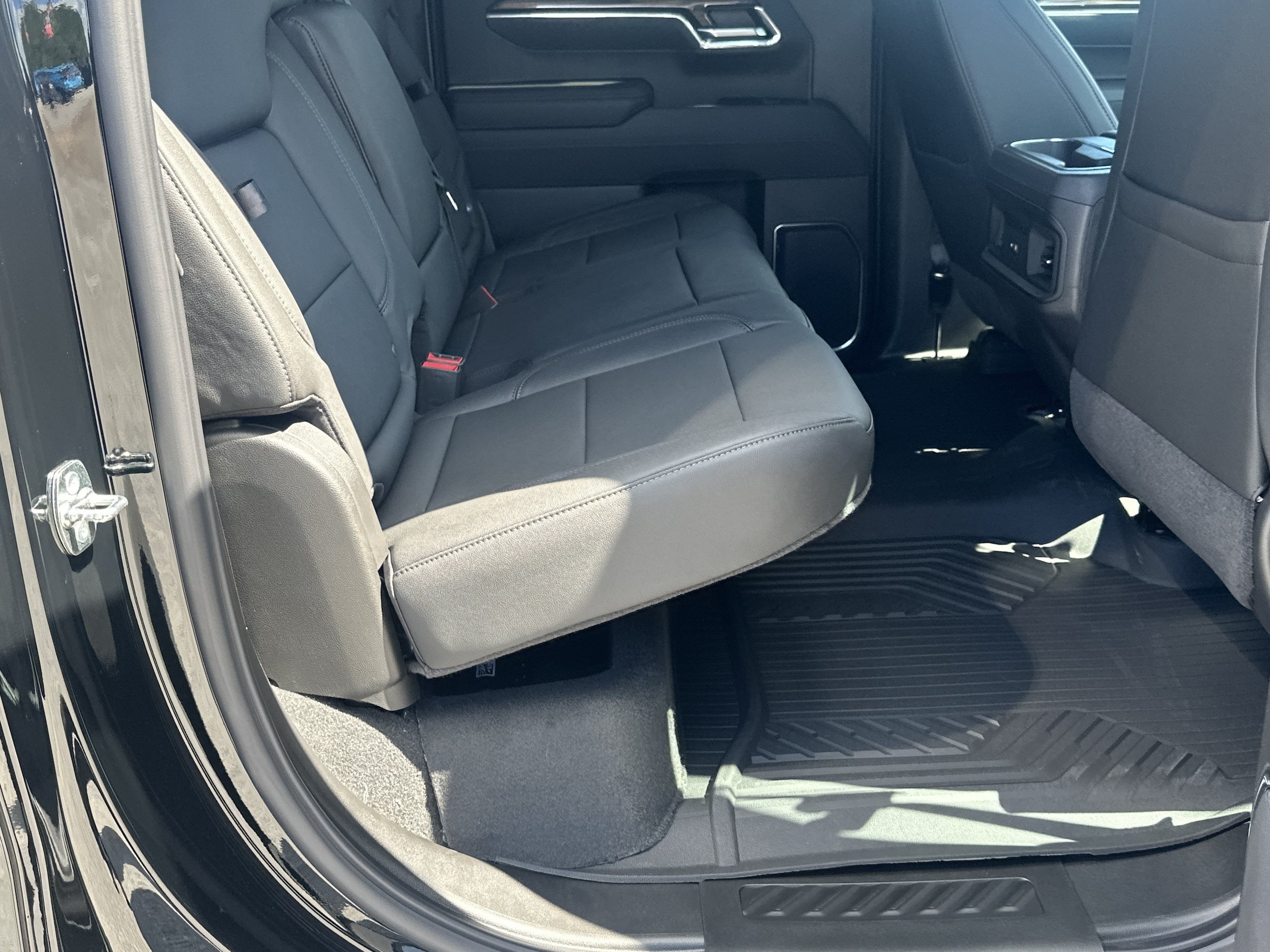 New 2026 Chevrolet Silverado 1500 LT Trail Boss w/ Convenience Package II AWD/4WD image 15