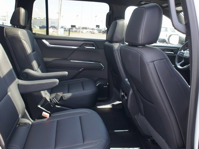 Used 2024 GMC Acadia Elevation w/ Trailering Package image 21