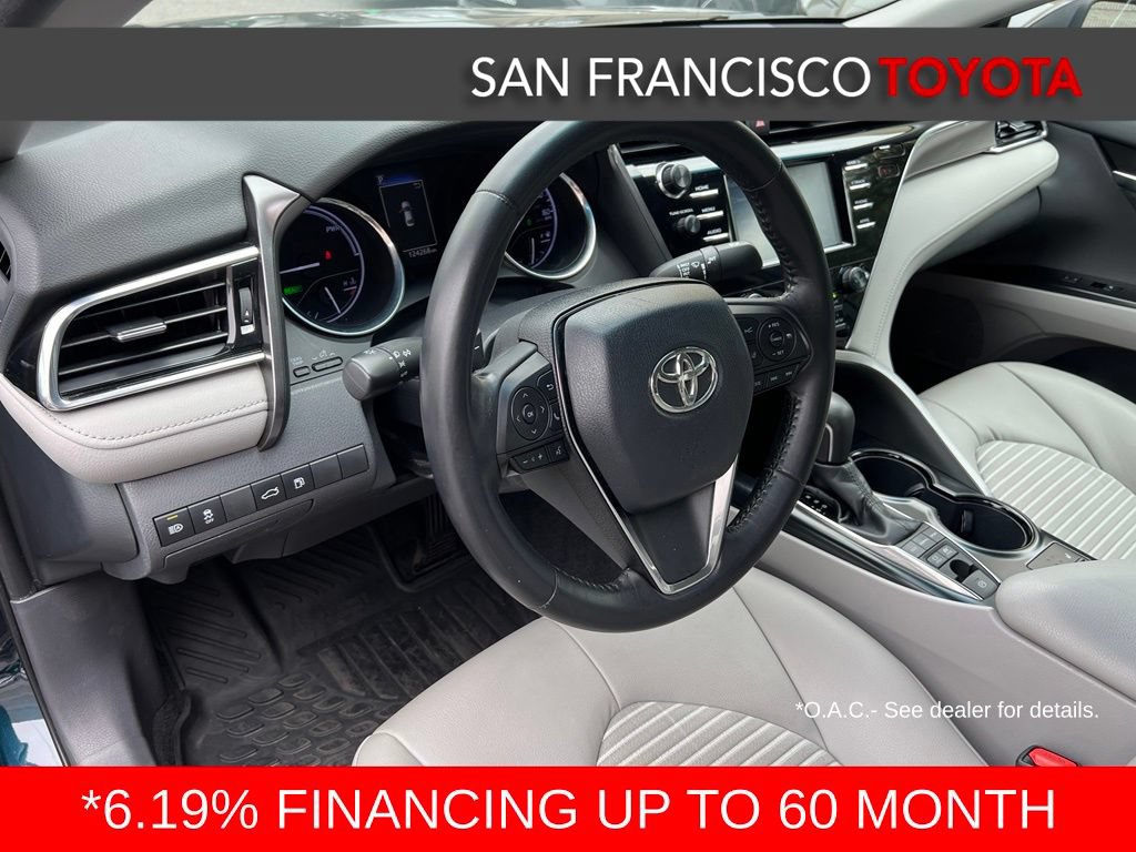 Certified 2018 Toyota Camry SE FWD image 13