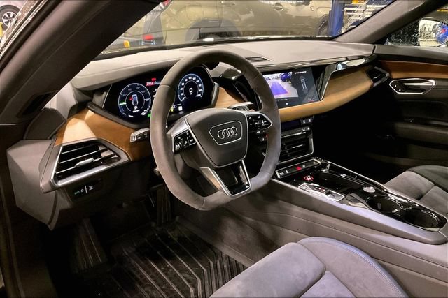 Certified 2023 Audi e-tron GT Premium Plus AWD/4WD image 14
