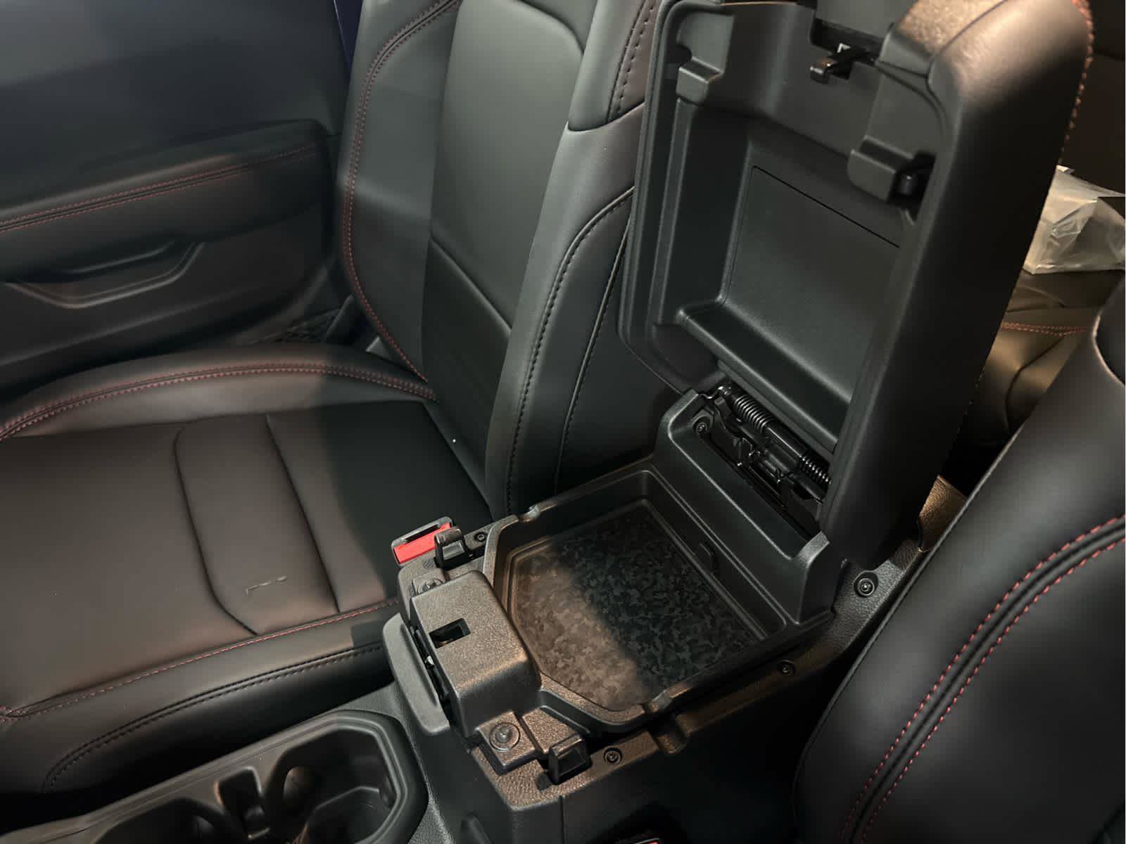 New 2026 Jeep Wrangler Unlimited Rubicon image 35