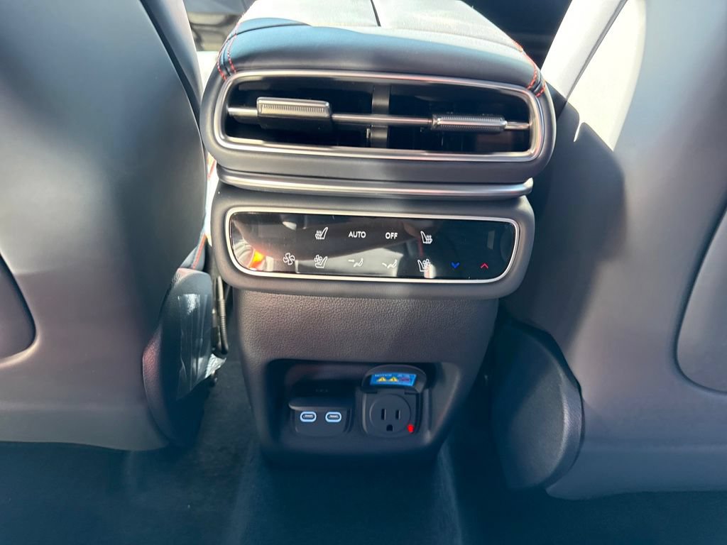 New 2026 Genesis GV80 3.5T e-SC AWD/4WD image 15