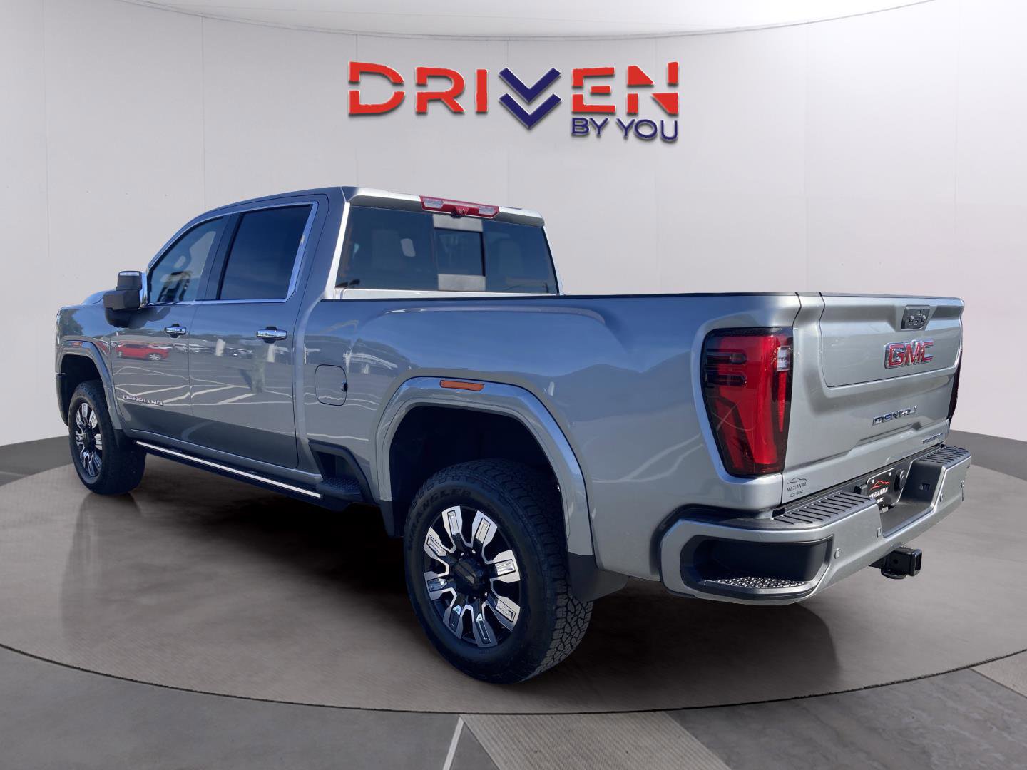 New 2026 GMC Sierra 2500 Denali w/ Denali Reserve Package image 3