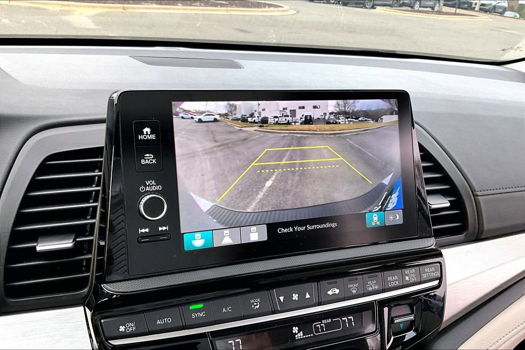 Used 2025 Honda Odyssey EX-L image 13